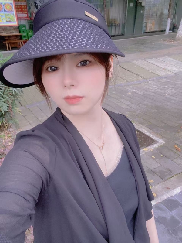 敏宝的第三张照片--百色相亲服务中心