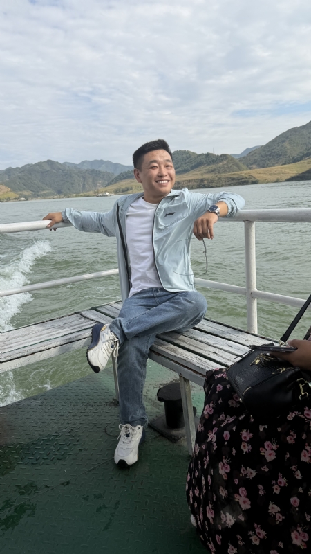 烟花易笑的第三张照片--百色相亲服务中心