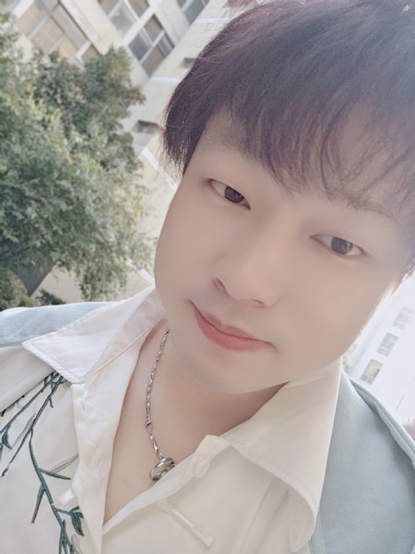 柠檬不加糖的第二张照片--百色相亲服务中心