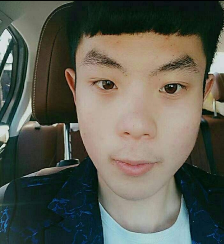 冬耀的第一张照片--百色相亲服务中心