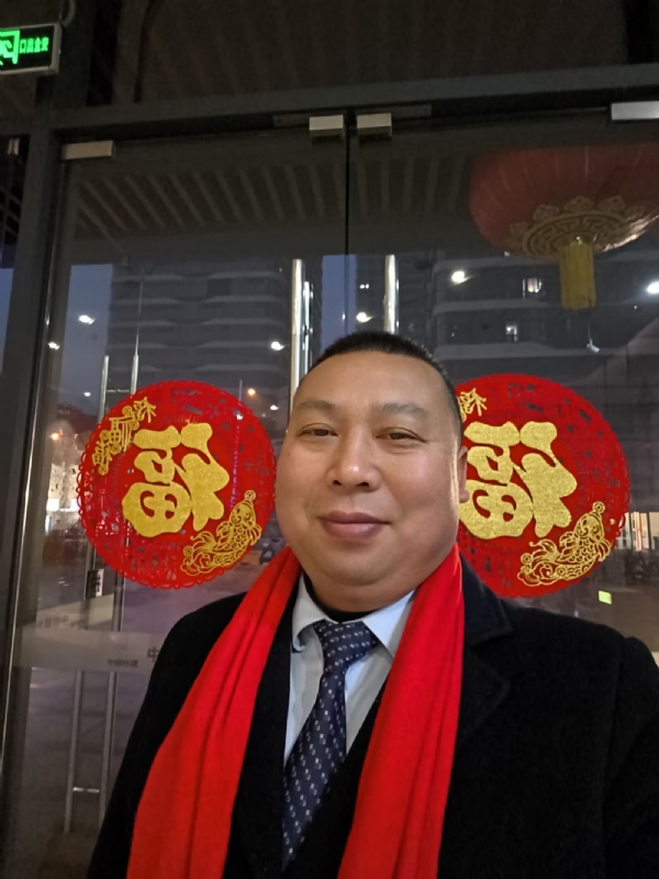 半百悟红尘的第一张照片--百色相亲服务中心