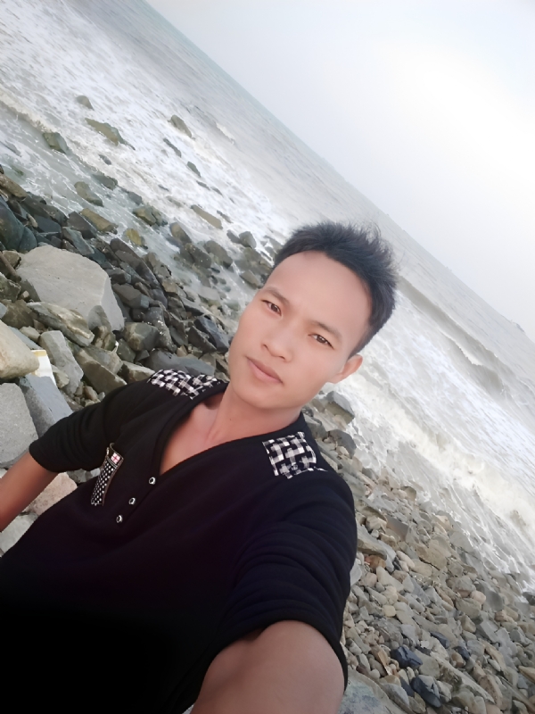 与你同在的第一张照片--百色相亲服务中心