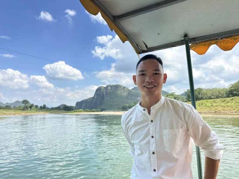 天云的第一张照片--百色相亲服务中心