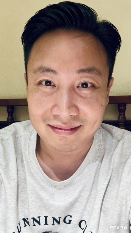 巾凡的第二张照片--百色相亲服务中心