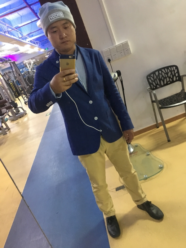 王逵的第一张照片--百色相亲服务中心