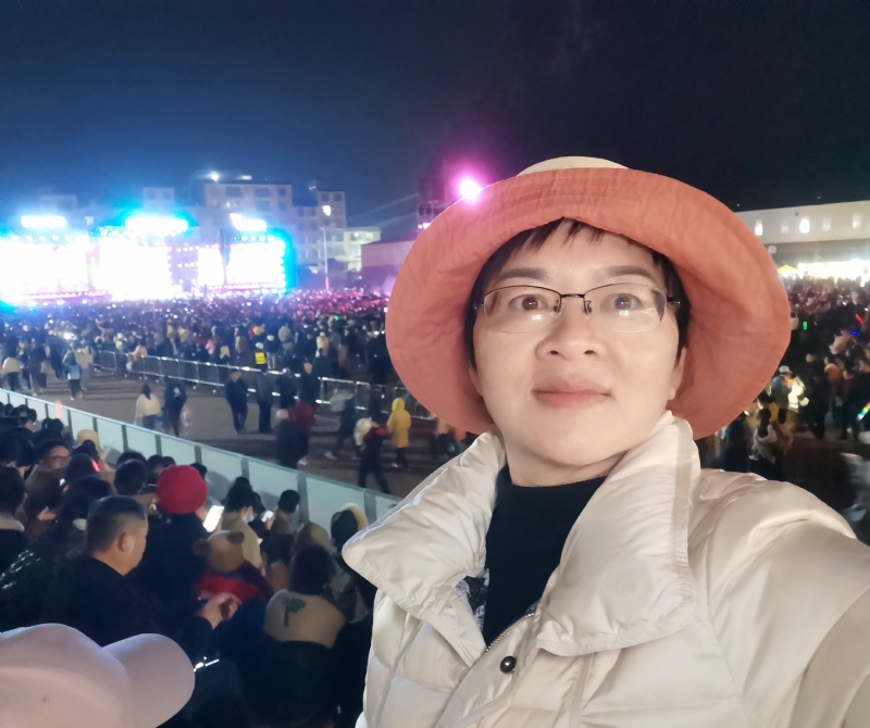 清欢渡己的第一张照片--百色相亲服务中心