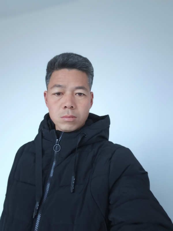 鼎城种地哥的第一张照片--百色相亲服务中心