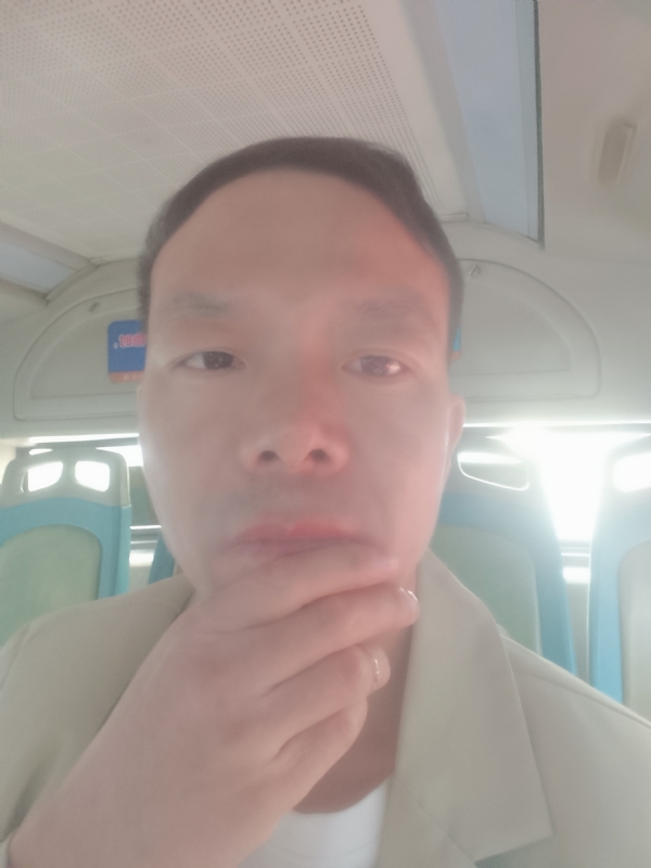 青盘的第一张照片--百色相亲服务中心