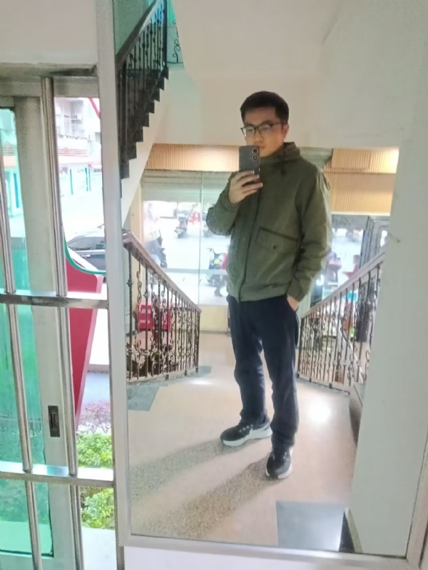 沧海一粟的第六张照片--百色相亲服务中心