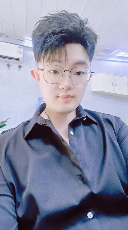 赵财进宝的第二张照片--百色相亲服务中心