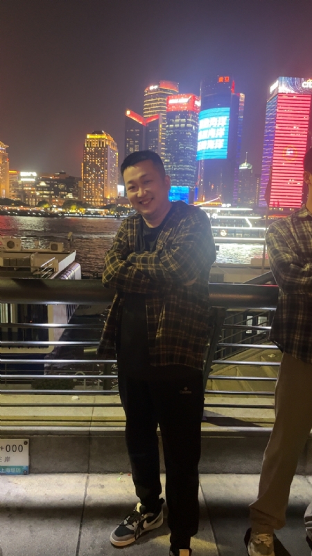 爱你一生一世的第一张照片--百色相亲服务中心