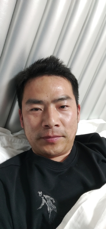 携手共进的第一张照片--百色相亲服务中心