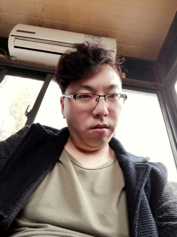 风雨彤周的第二张照片--百色相亲服务中心