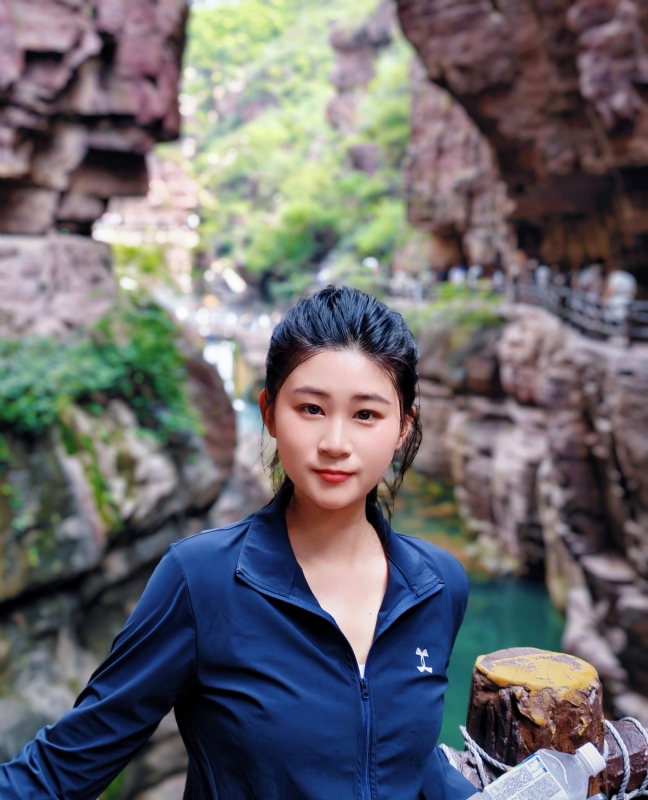 小S的第一张照片--百色相亲服务中心