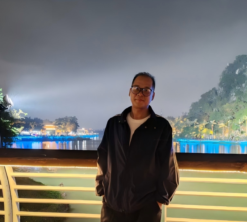 高山流云的第一张照片--百色相亲服务中心