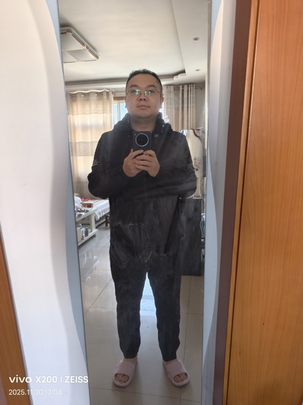 北狼的第一张照片--百色相亲服务中心