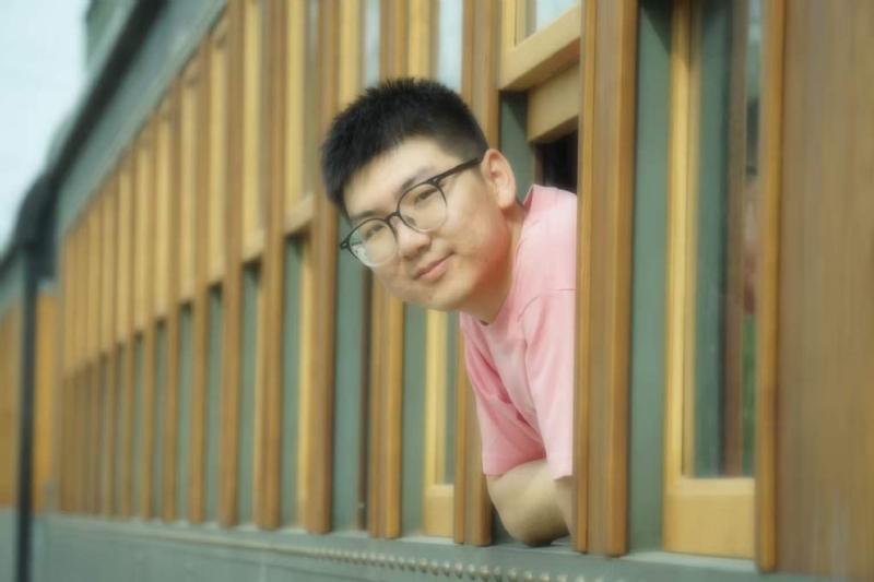 锦瑟无端五十弦的第一张照片--百色相亲服务中心